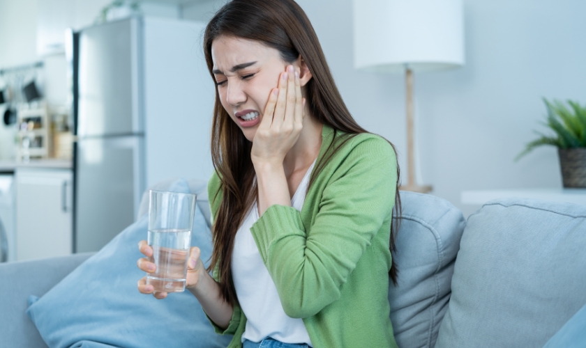 dr. lindsay cash at pearl dental studio