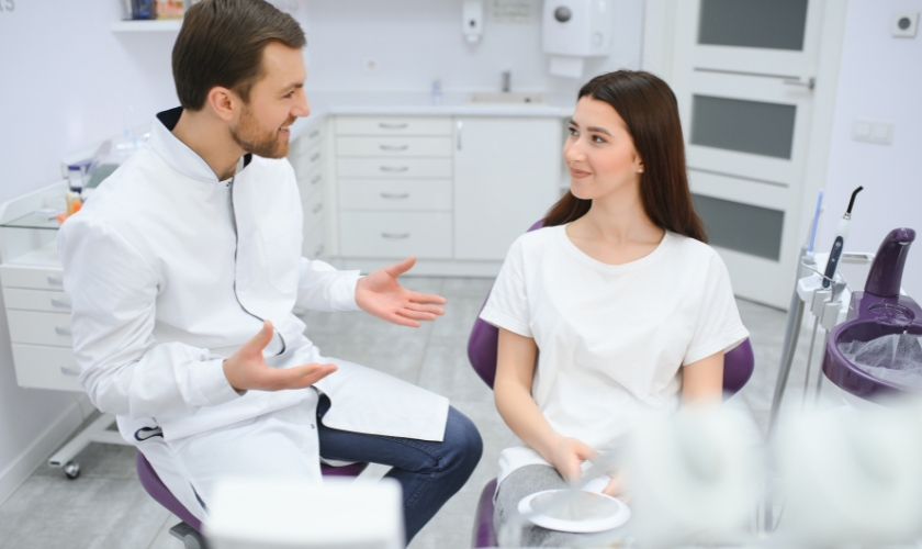 dr. lindsay cash at pearl dental studio